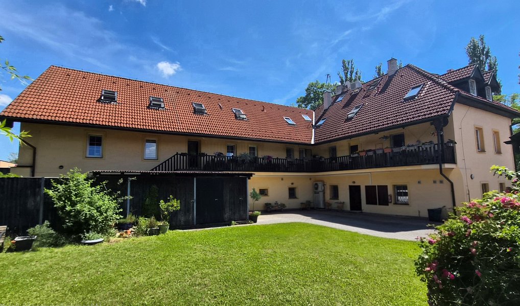 Prodej nájemního domu, činžáku 322 m², Hostivice – náhled fotky 9