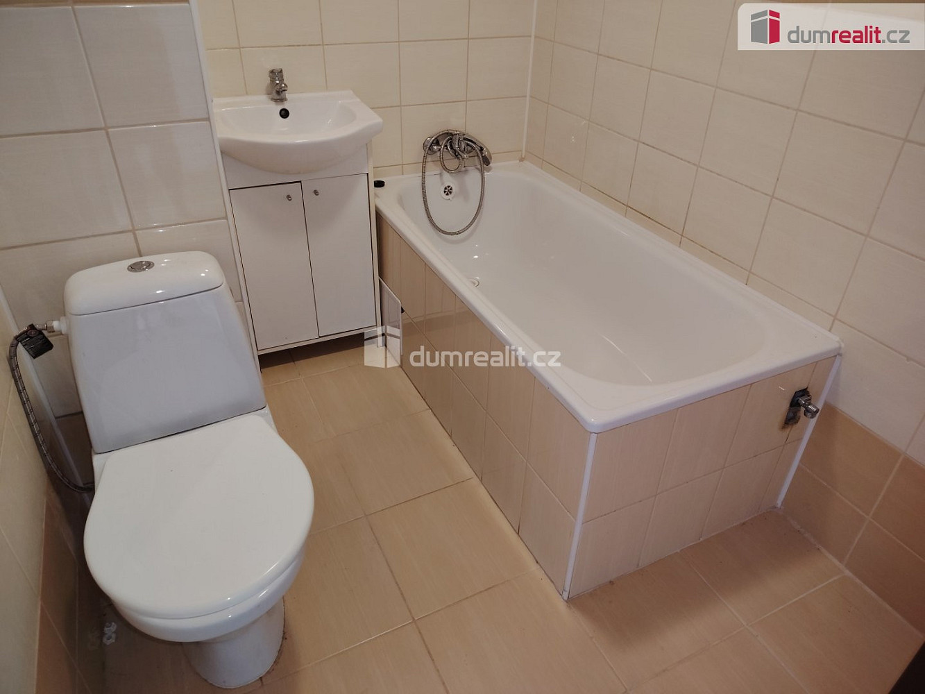 Pronájem bytu 1+kk 25 m² — photo 4