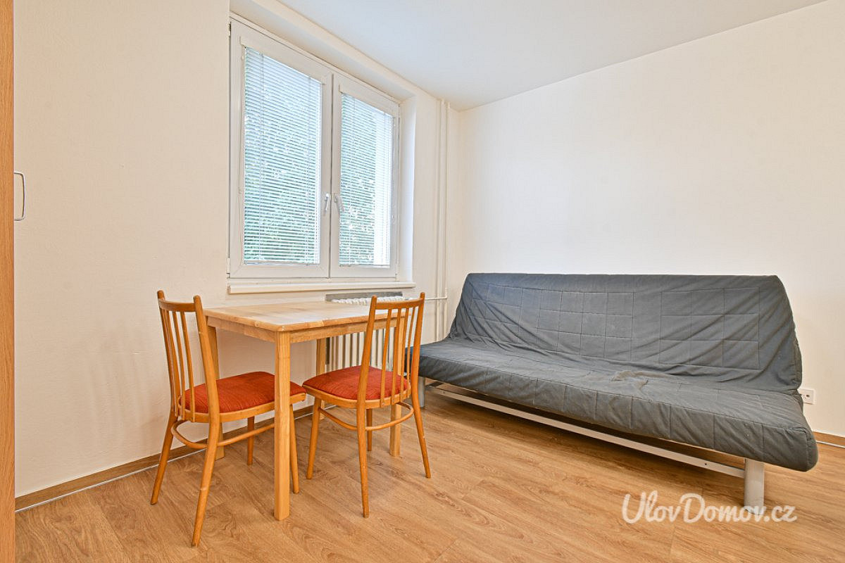 Pronájem bytu 2+kk 45 m² – fotografie 3