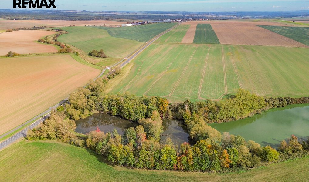 Prodej vodní plochy 2 200 m², Kožlany – náhled fotky 2