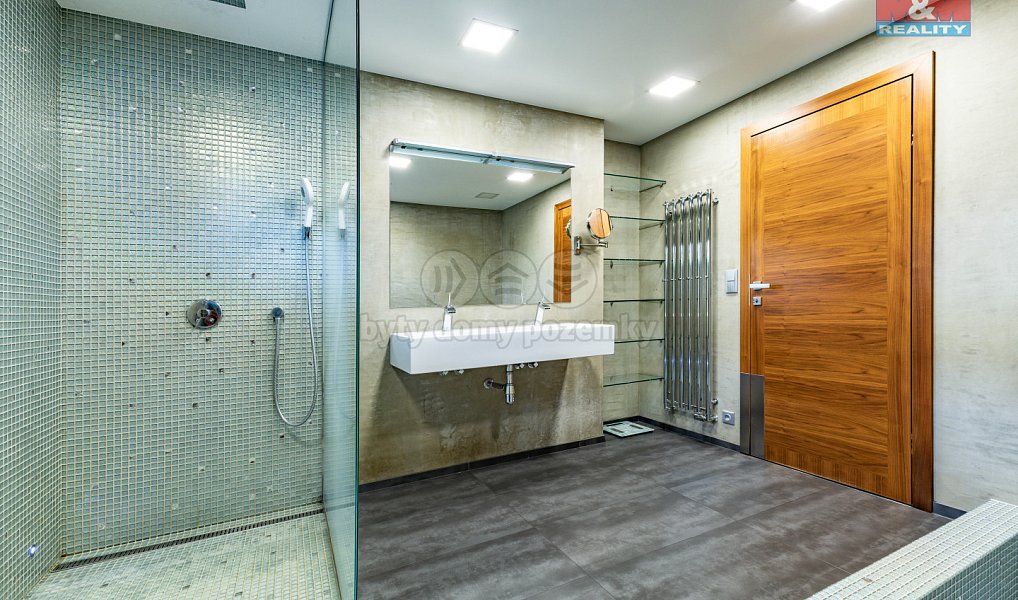 Prodej domu 142 m² s pozemkem 1 147 m², Město Albrechtice – náhled fotky 16