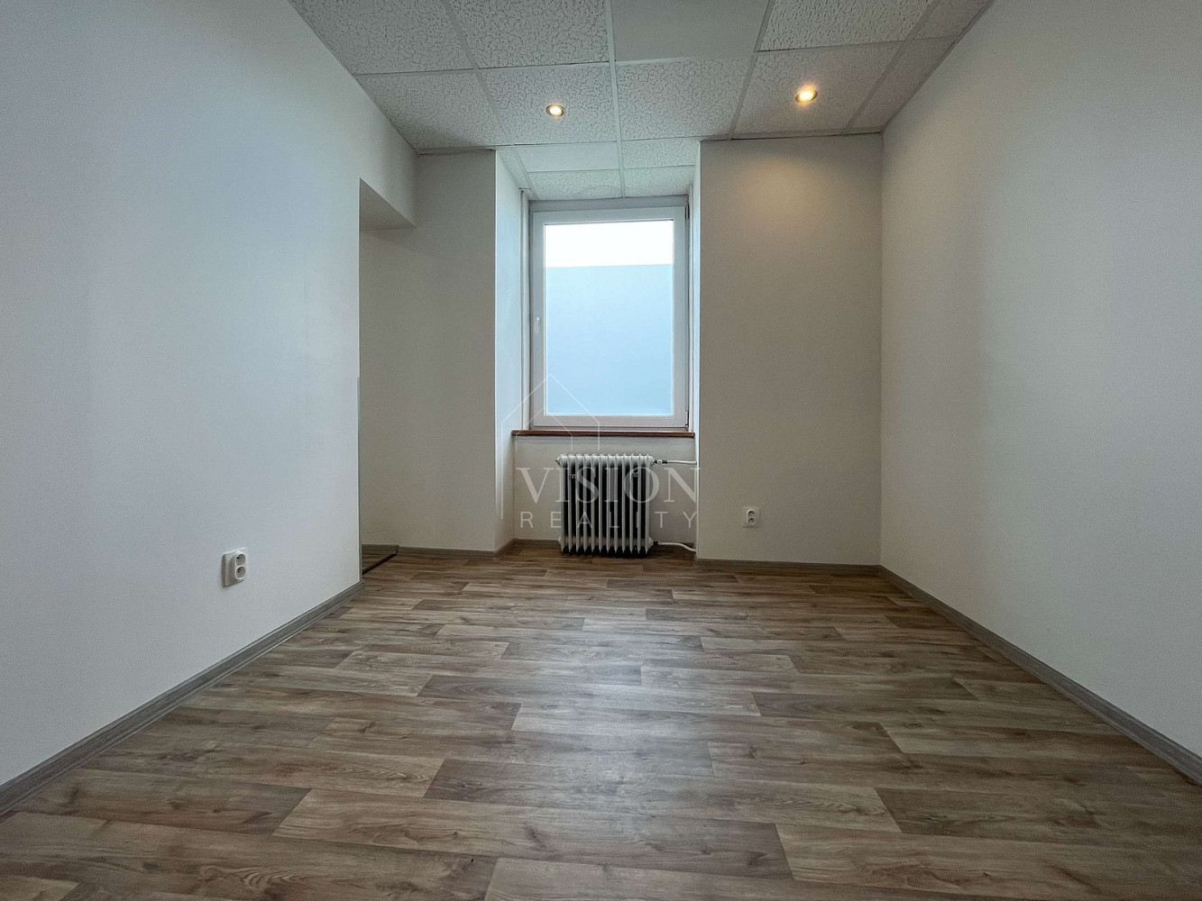 Pronájem kanceláře 22 m² – fotografie 2