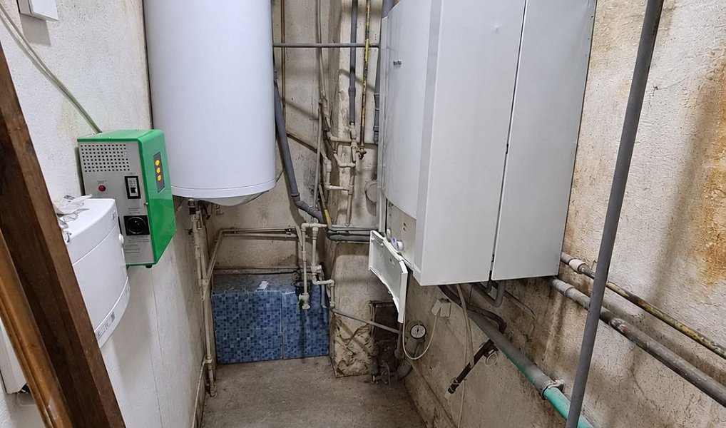 Prodej domu 240 m² s pozemkem 383 m², Kraslice – náhled fotky 19