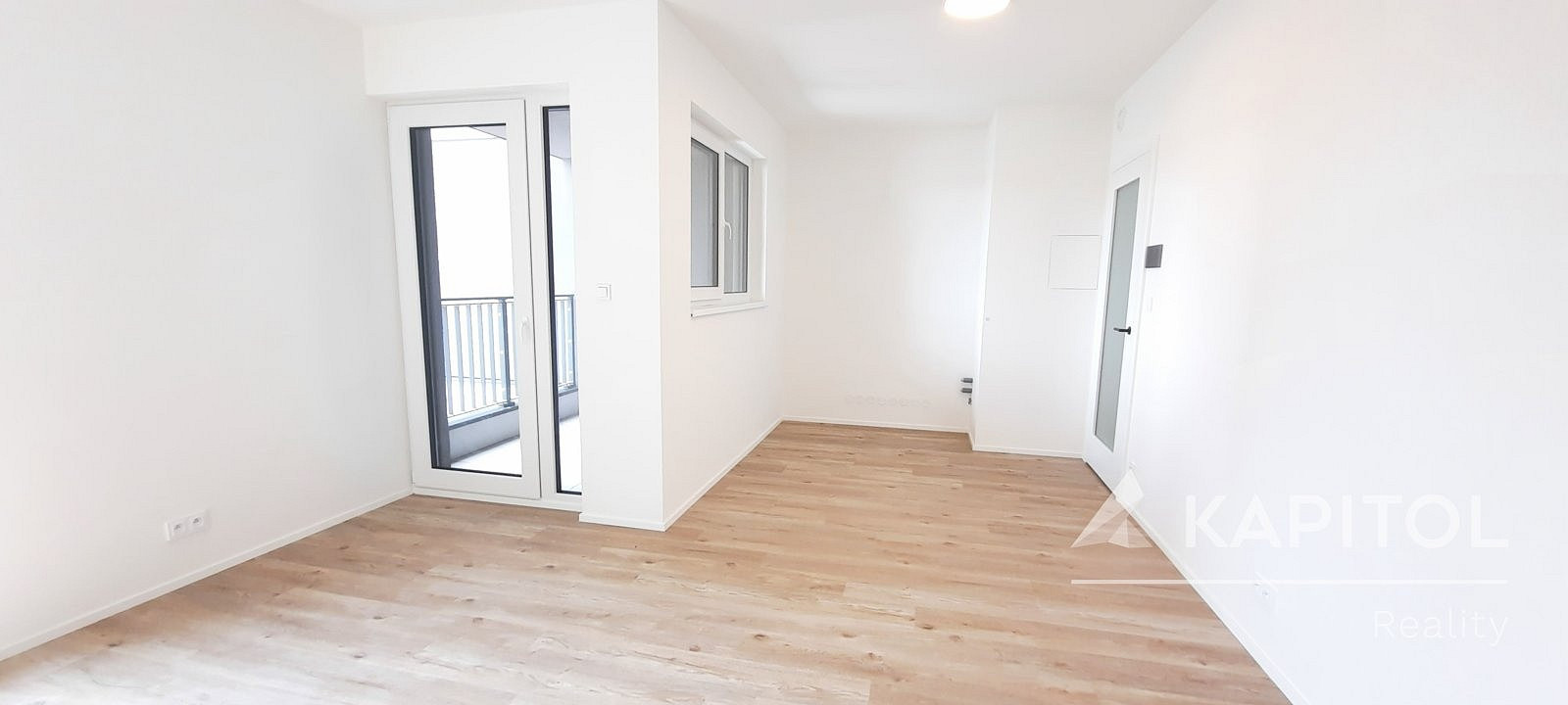 Pronájem bytu 1+kk 40 m² — photo 3