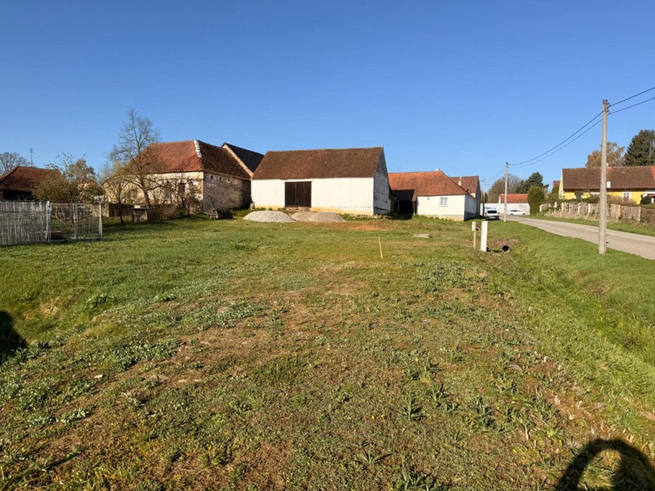 Prodej stavebního pozemku 1 948 m² – fotografie 3