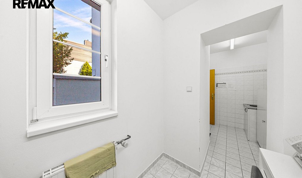 Prodej domu 361 m² s pozemkem 1 042 m², Kolín – náhled fotky 43