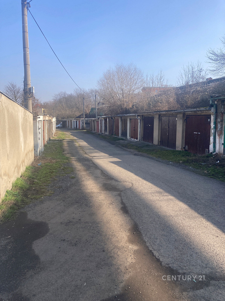 Pronájem garáže, 21m2, Teplice- Libušina – fotografie 2