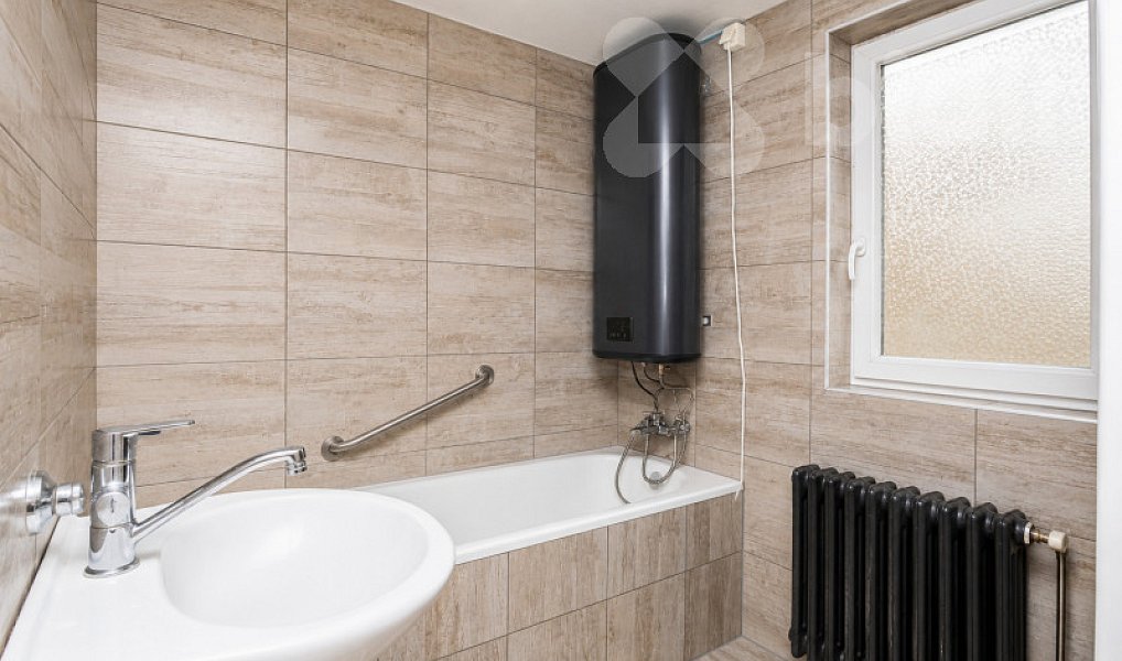 Prodej domu 280 m² s pozemkem 480 m², Fulnek – náhled fotky 10