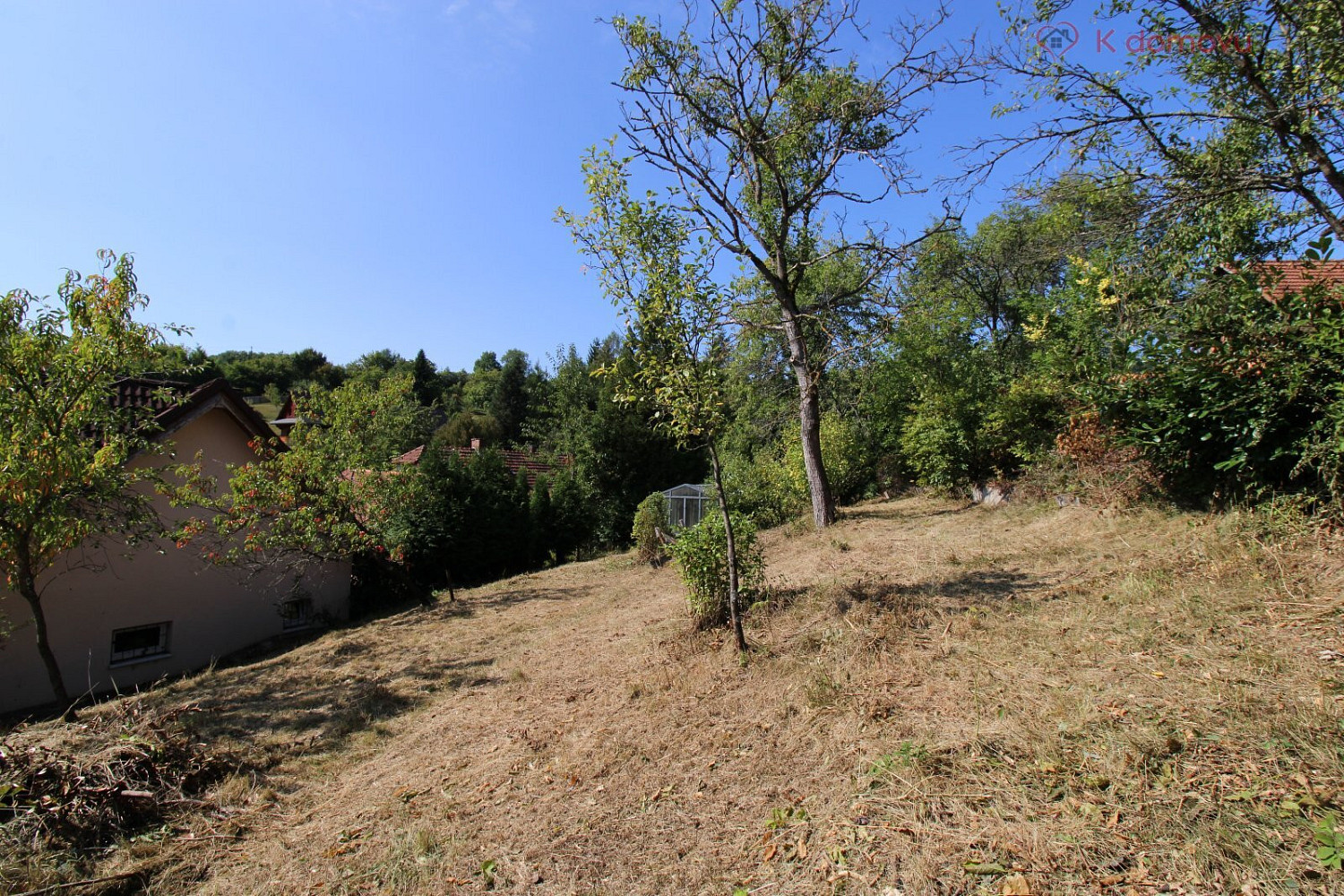 Prodej stavebního pozemku 907 m² – fotografie 4