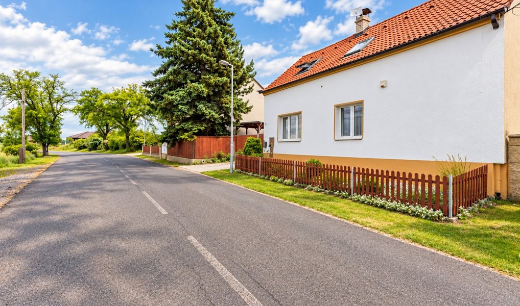 Prodej domu 106 m² s pozemkem 1 081 m², Modlany – náhled fotky 36
