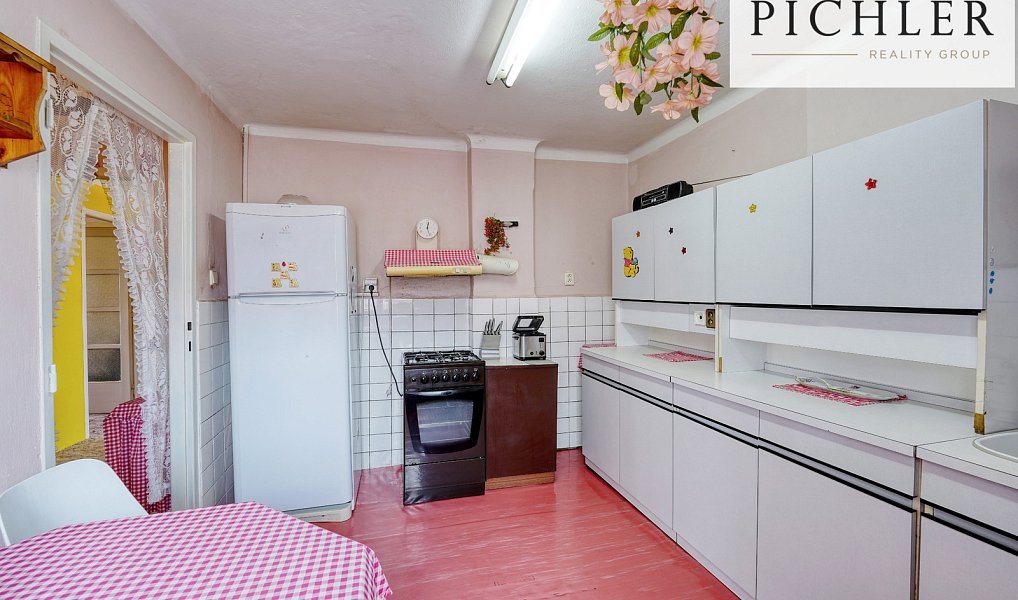 Prodej domu 171 m² s pozemkem 226 m², Úžice – náhled fotky 16