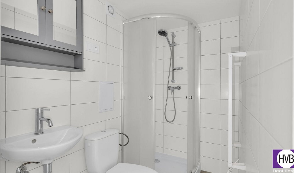 Prodej bytu 1+kk 18 m², Praha – náhled fotky 7