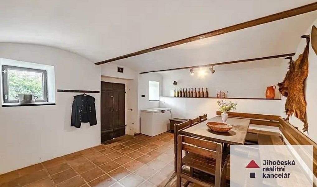 Prodej chaty/chalupy 110 m² s pozemkem 2 029 m², Zhoř – náhled fotky 18