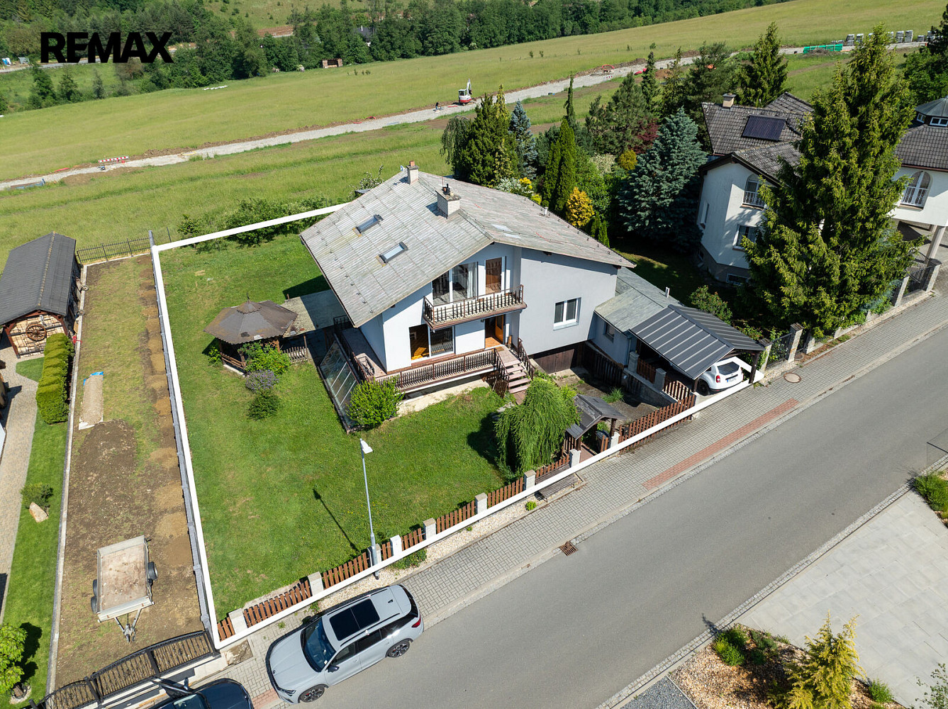 Prodej domu 408 m² s pozemkem 843 m²