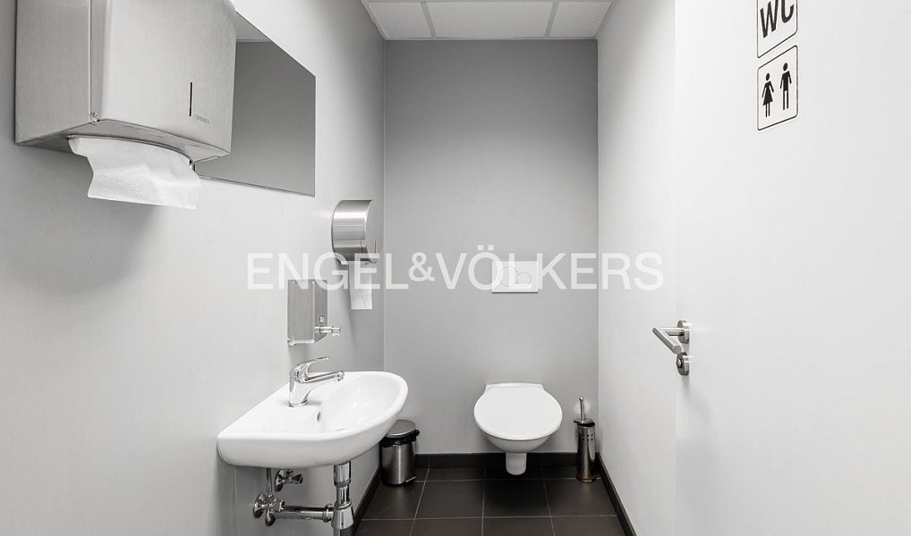 Pronájem obchodních prostor 290 m², Praha – náhled fotky 10