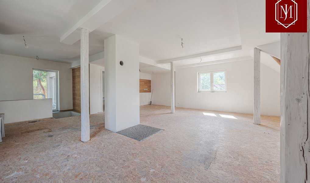 Prodej domu 199 m² s pozemkem 575 m², Třešť – náhled fotky 32
