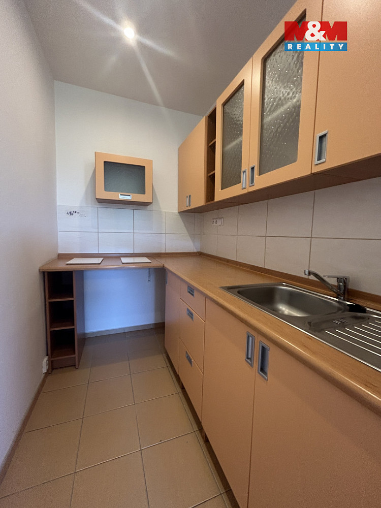 Pronájem bytu 1+kk 31 m² — photo 2
