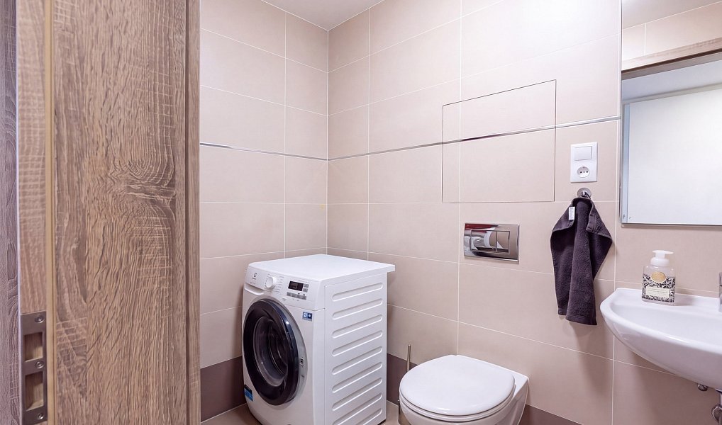 Prodej bytu 2+kk 62 m², Praha – náhled fotky 14