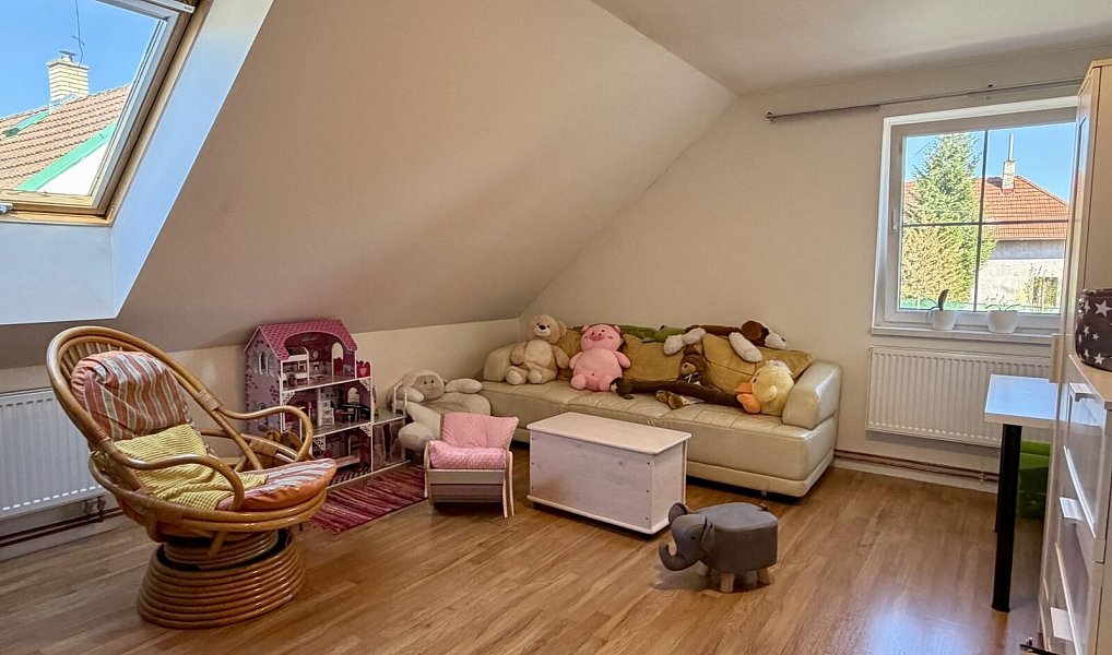 Prodej domu 214 m² s pozemkem 611 m², Stará Huť – náhled fotky 31