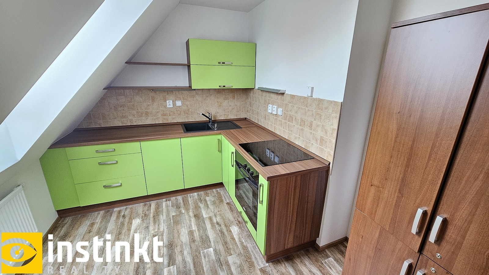 Pronájem kanceláře 45 m² – fotografie 4