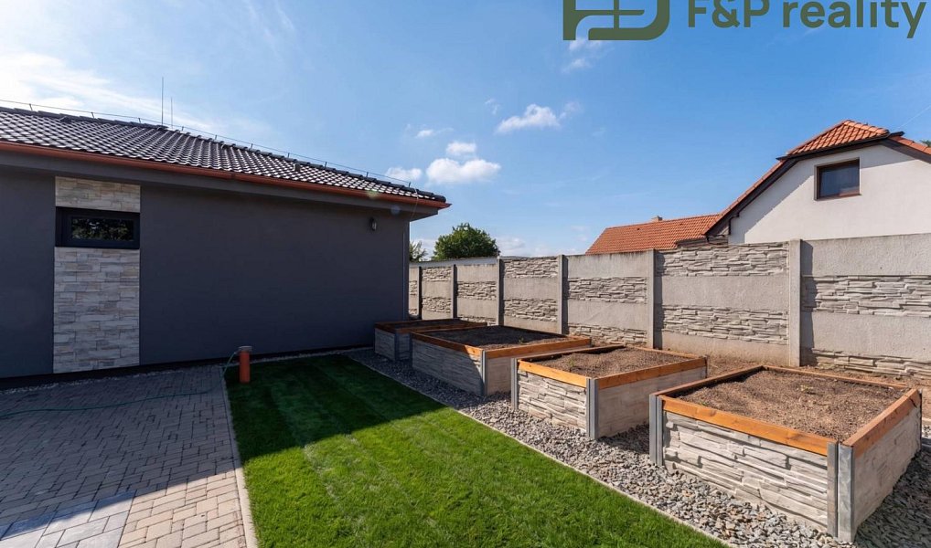 Prodej domu 102 m² s pozemkem 690 m², Úmonín – náhled fotky 10