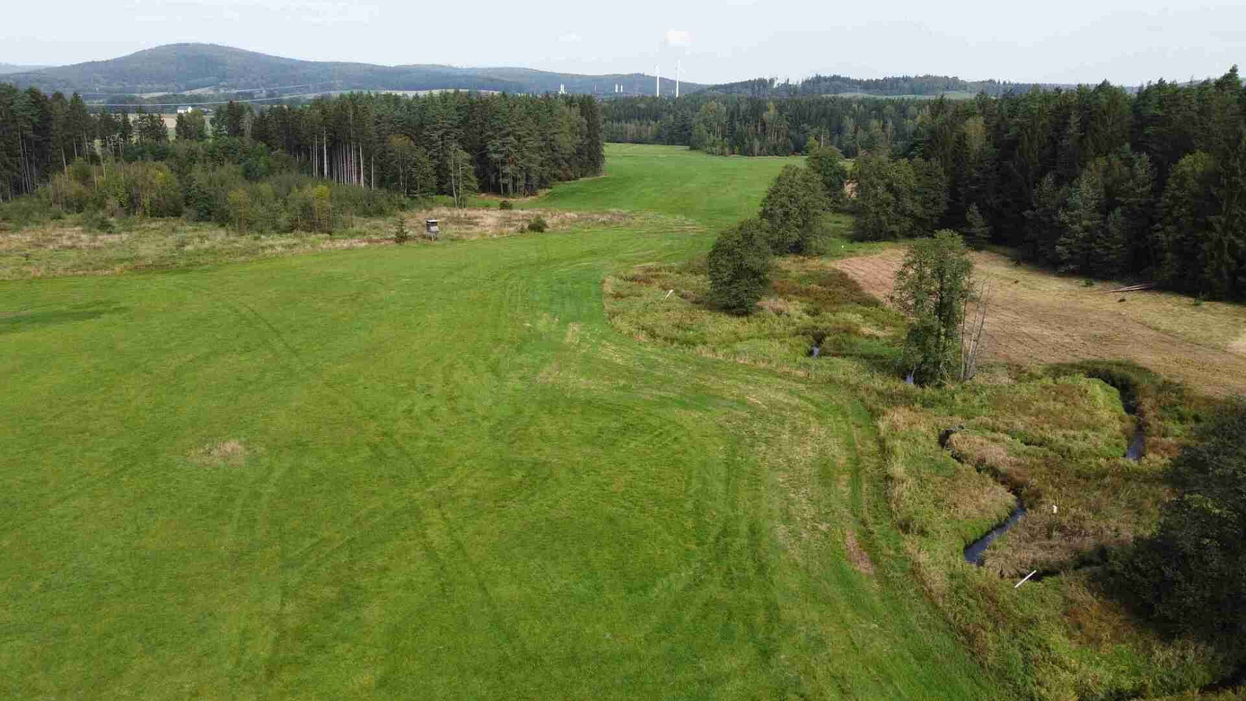 Prodej pole 52 176 m² – fotografie 3