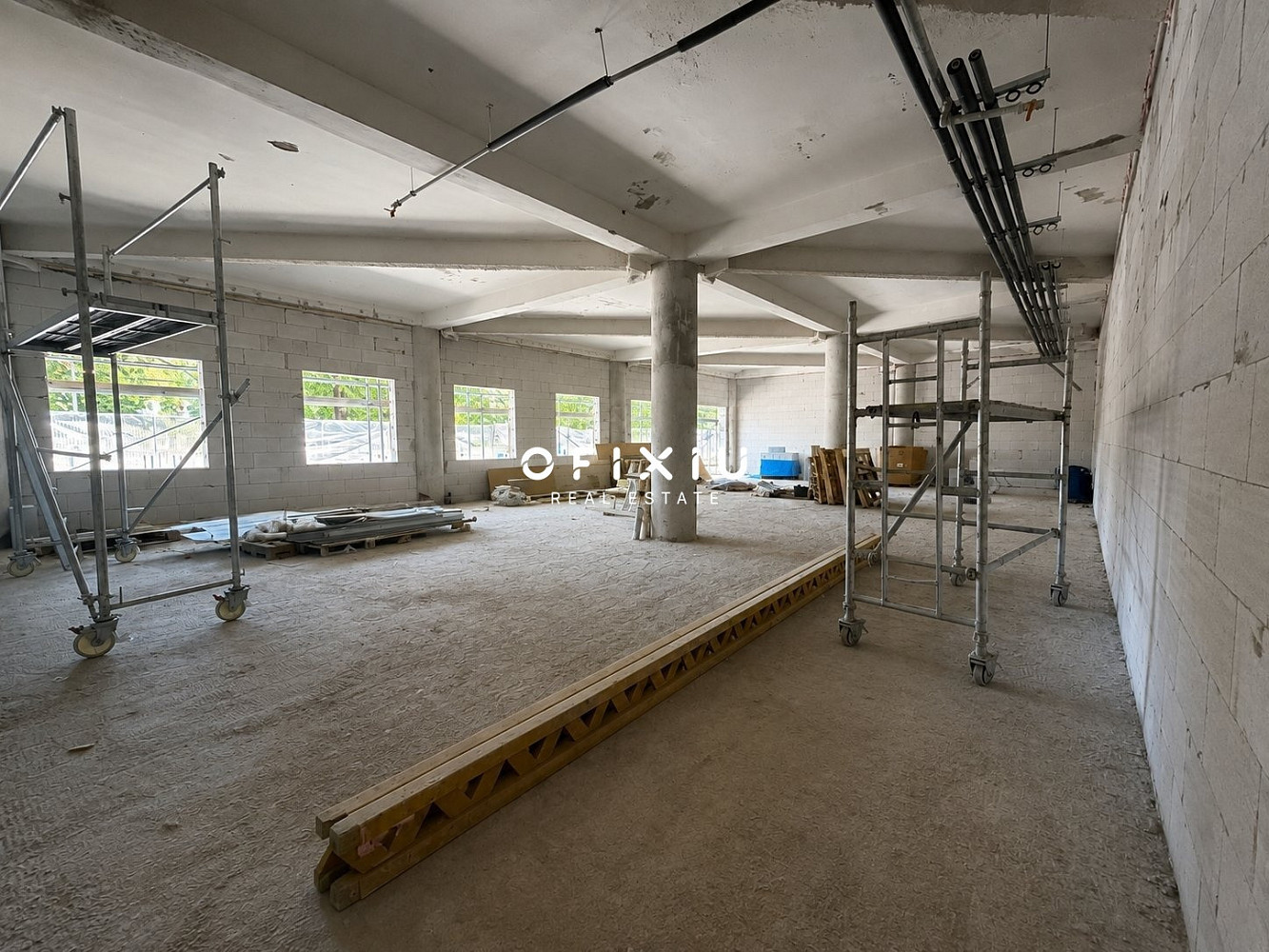 Prodej obchodních prostor 183 m² – fotografie 3