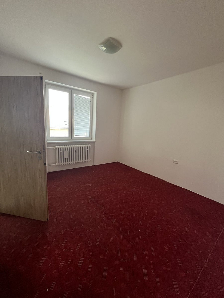 Pronájem bytu 3+1 71 m² – pohled 4