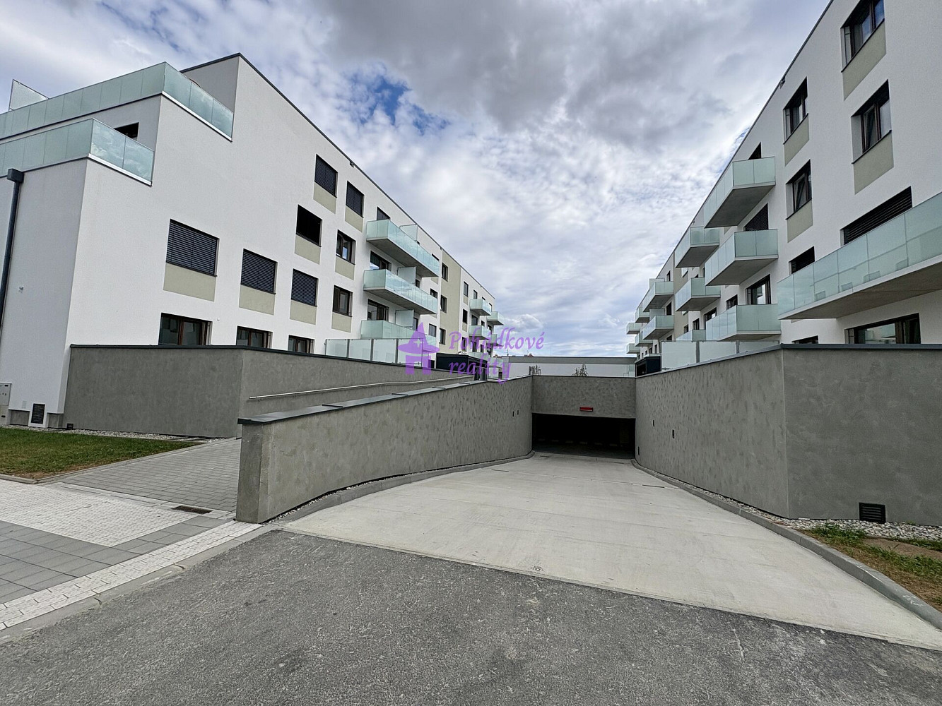 Pronájem bytu 2+kk 70 m² — photo 3