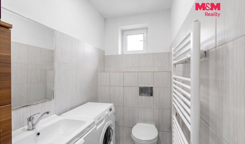 Prodej domu 161 m² s pozemkem 207 m², Kladno – náhled fotky 9