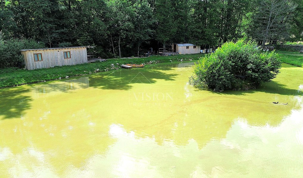 Prodej vodní plochy 7 129 m², Slavonice – náhled fotky 2