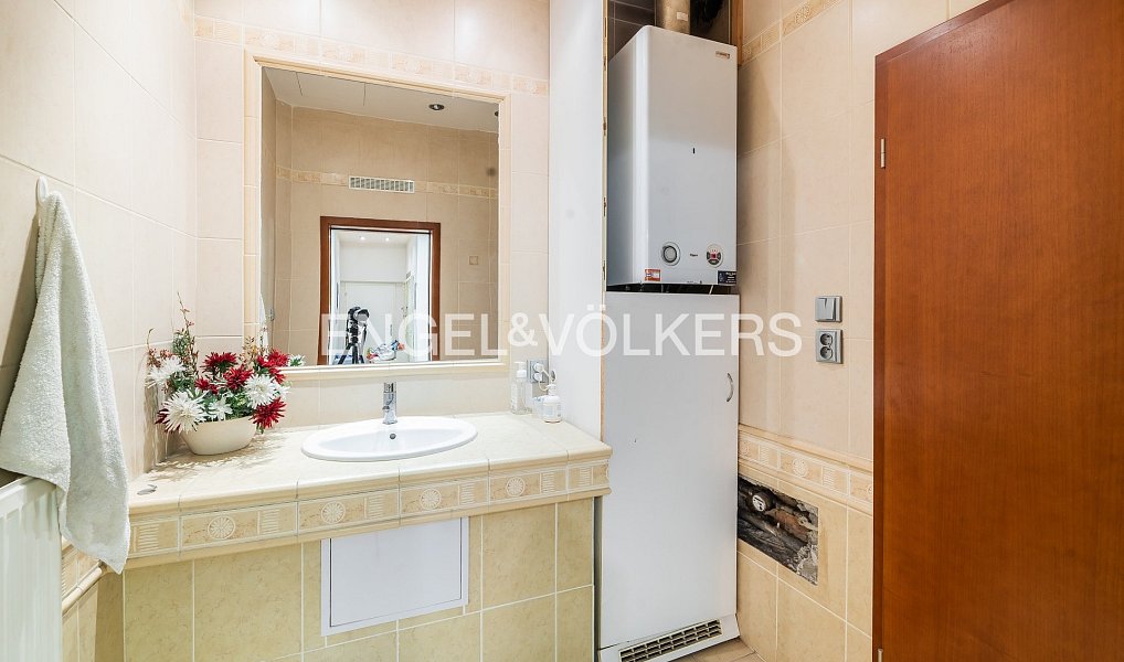 Pronájem obchodních prostor 130 m², Praha – náhled fotky 7