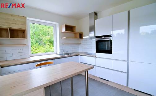 Prodej bytu 4+kk 106 m², Tichá, Český Krumlov - Nové Spolí