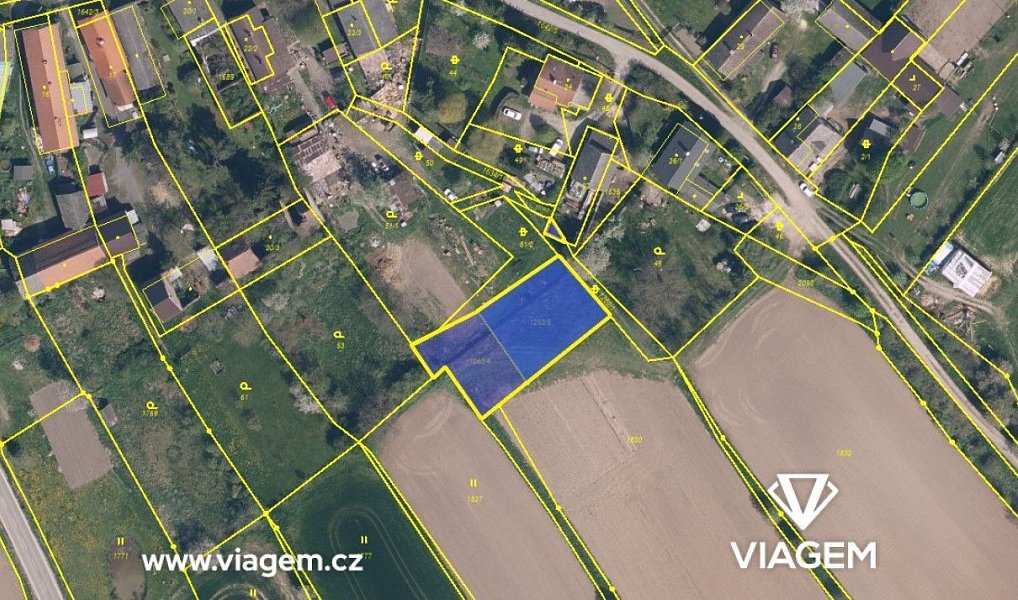 Prodej zahrady 909 m², Doksy – náhled fotky 2