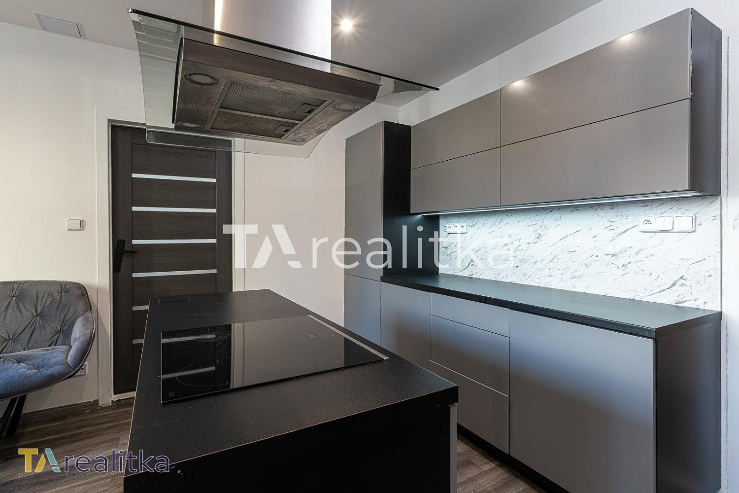 Prodej bytu 3+1 65 m² — photo 3