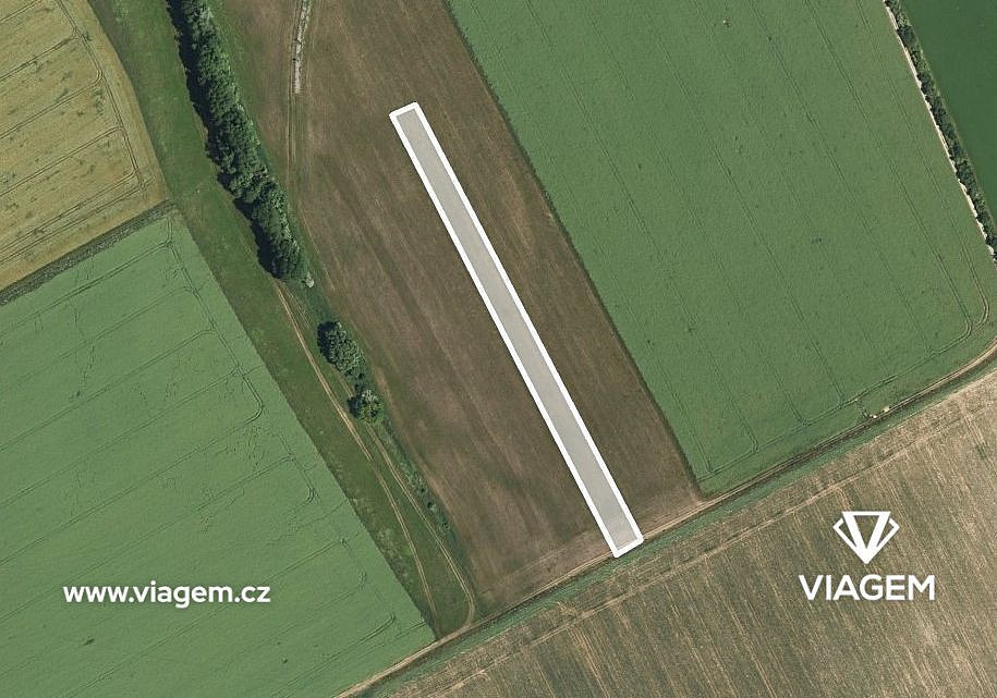Prodej pole 1 502 m²