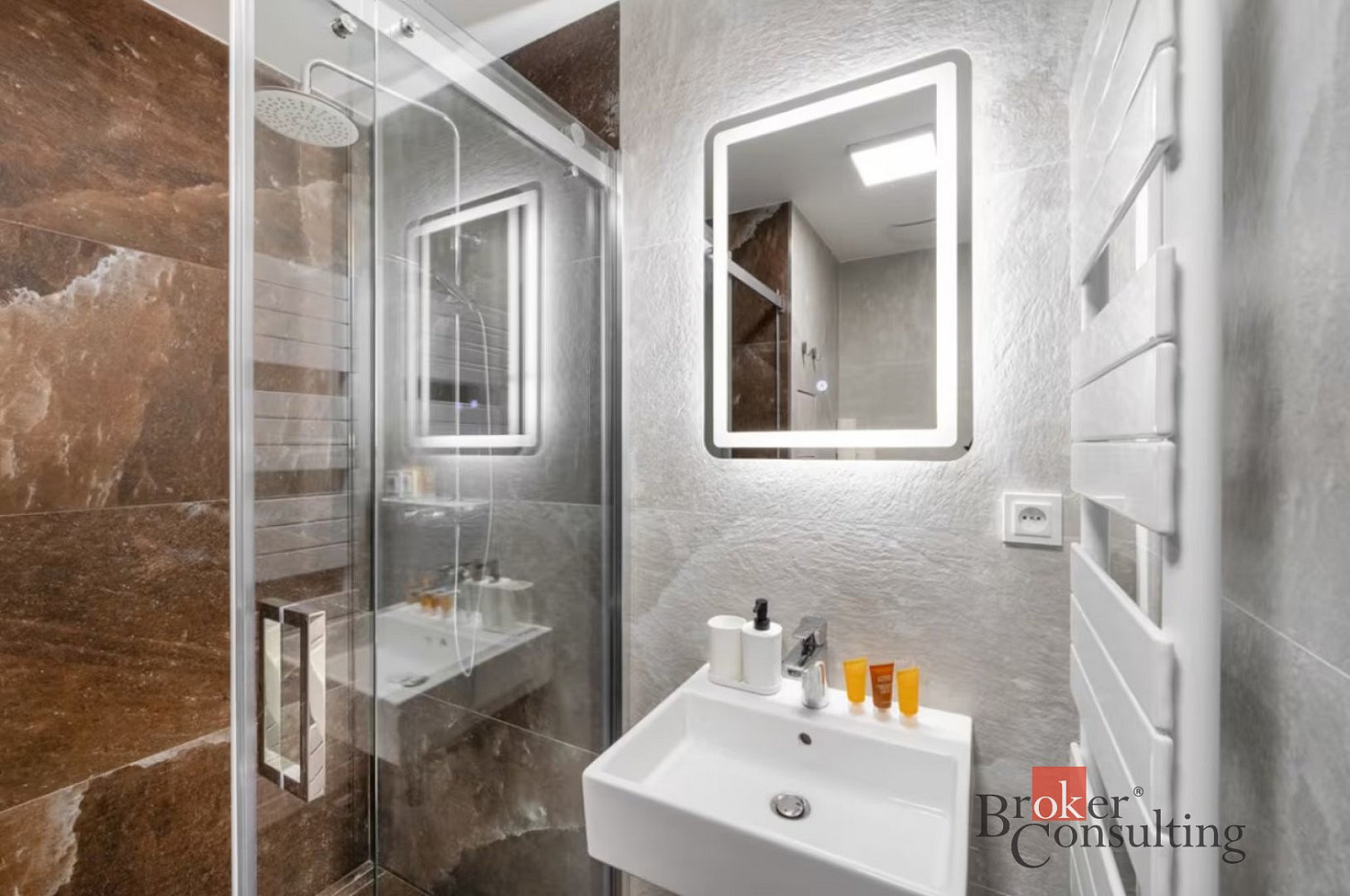 Prodej bytu 1+kk 32 m² – fotografie 3