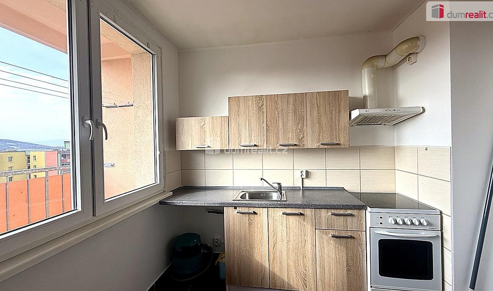 Pronájem bytu 1+kk 35 m², Bílina – náhled fotky 2