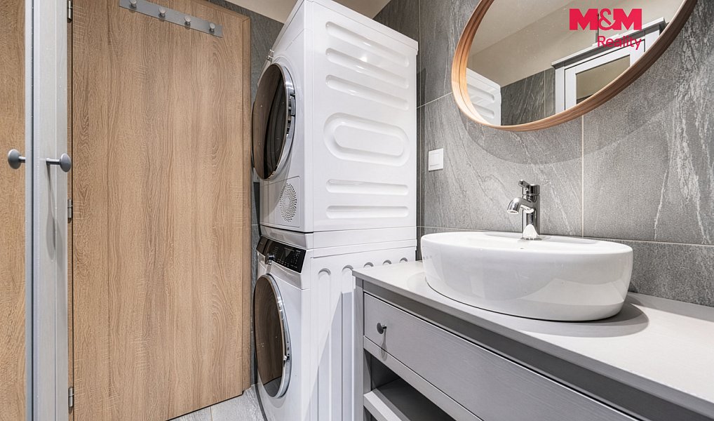 Prodej bytu 1+kk 40 m², Praha – náhled fotky 10