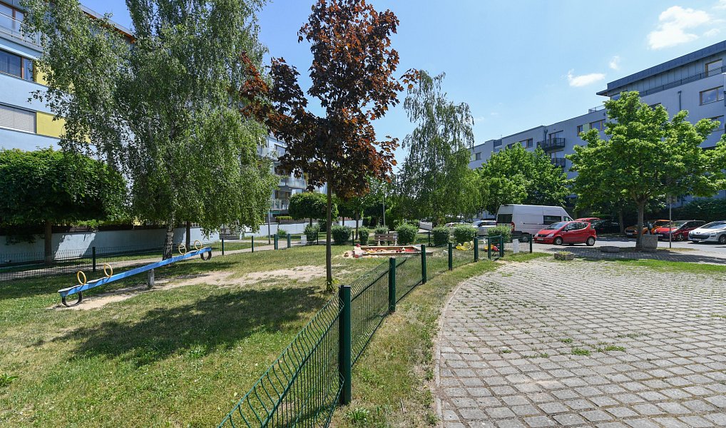 Prodej bytu 3+kk 88 m², Praha – náhled fotky 16