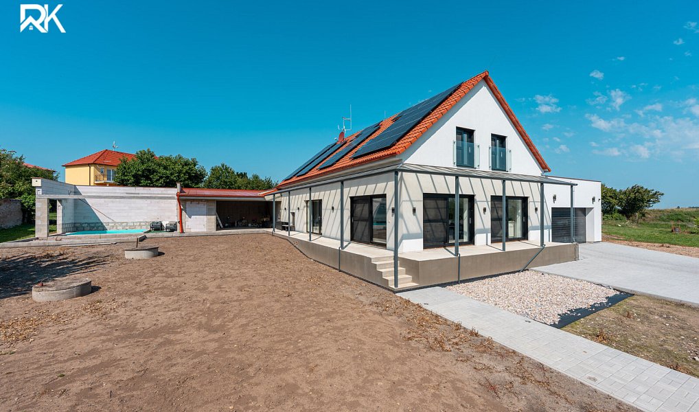 Prodej domu 279 m² s pozemkem 1 184 m², Grunta – náhled fotky 31
