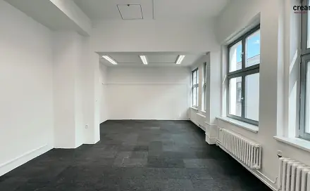 Pronájem kanceláře 44 m², náměstí Karla IV., Mělník