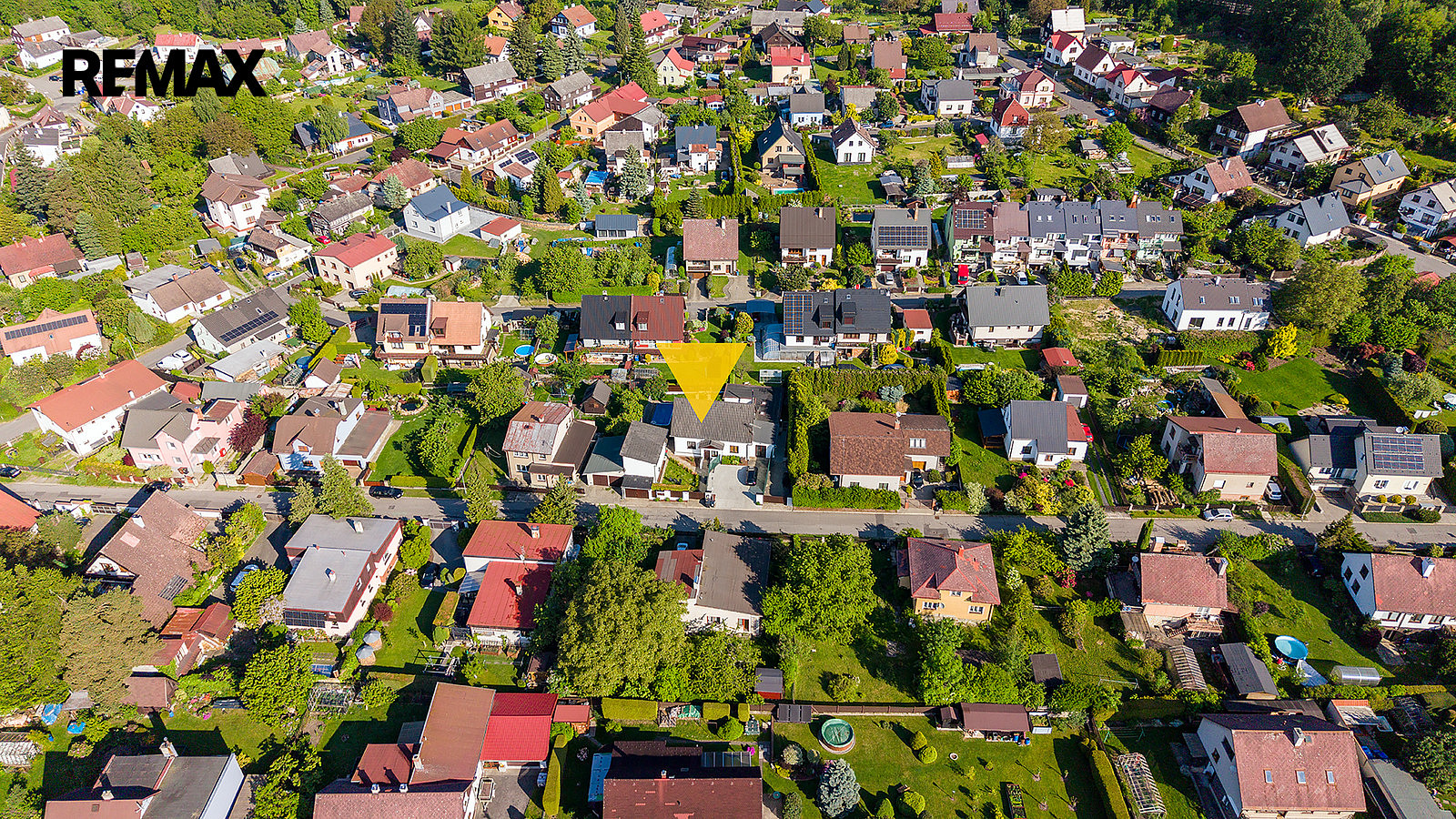 Prodej domu 298 m² s pozemkem 654 m² – fotografie 2