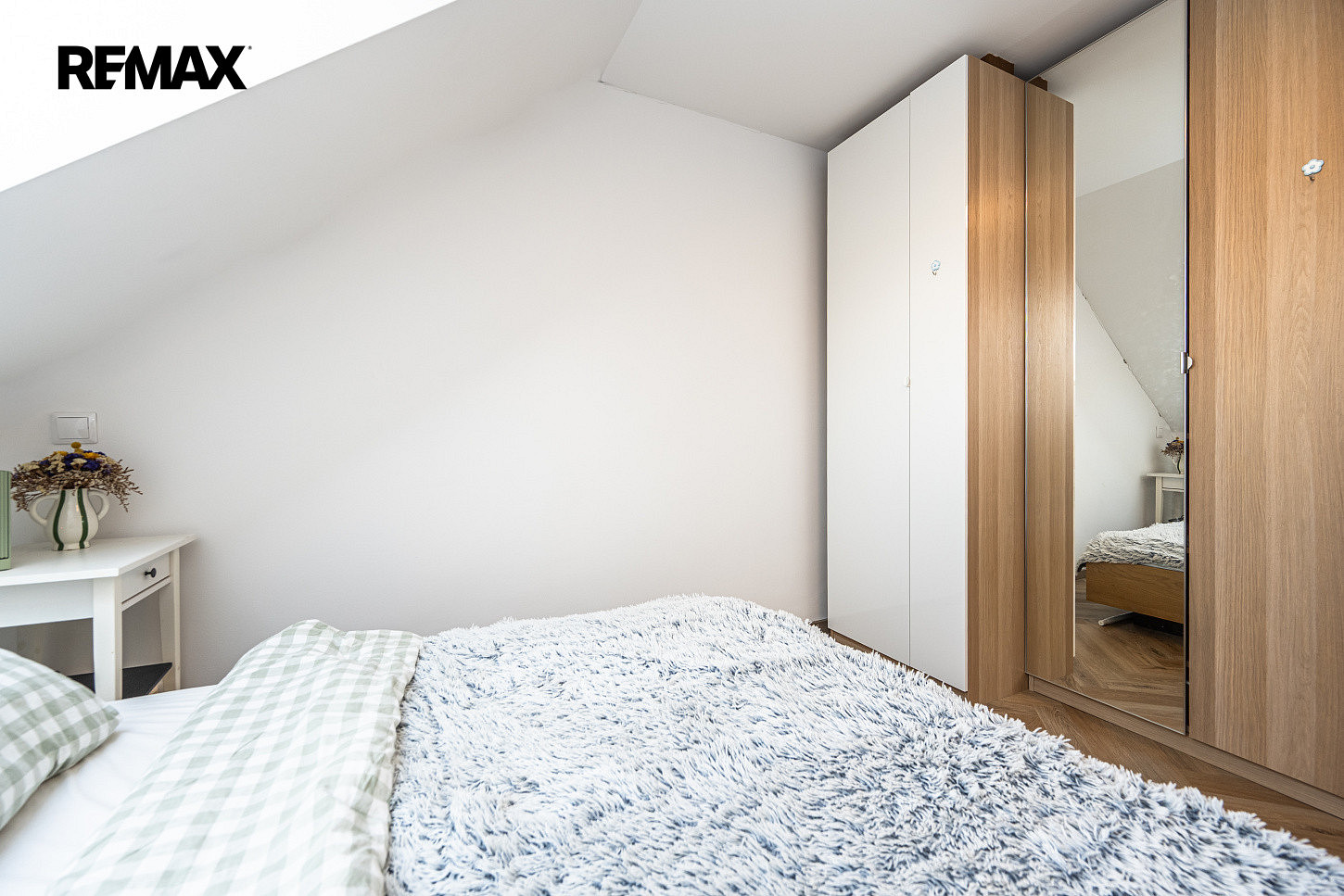 Prodej bytu 2+kk 62 m² – pohled 6