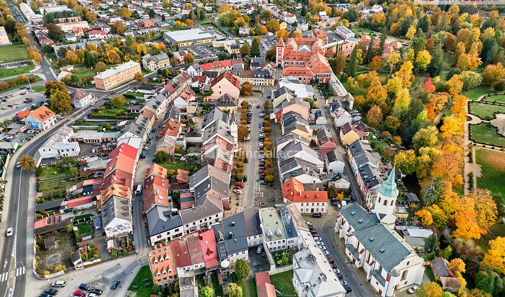 Prodej domu 100 m² s pozemkem 48 m², Ostrov – náhled fotky 30