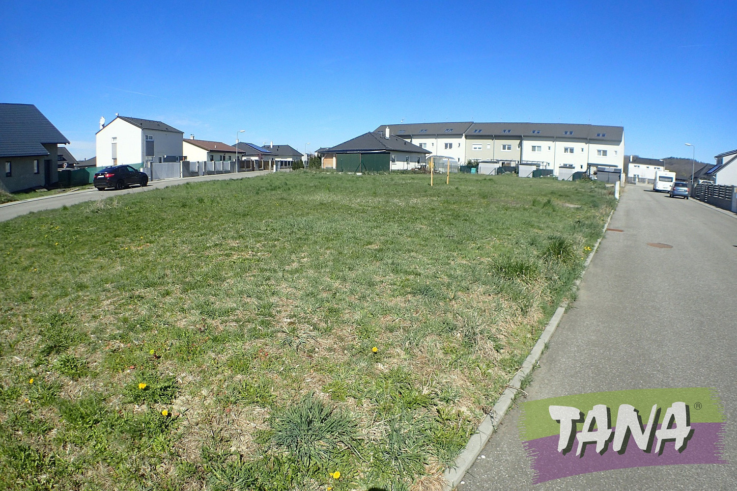Prodej stavebního pozemku 674 m² – pohled 4