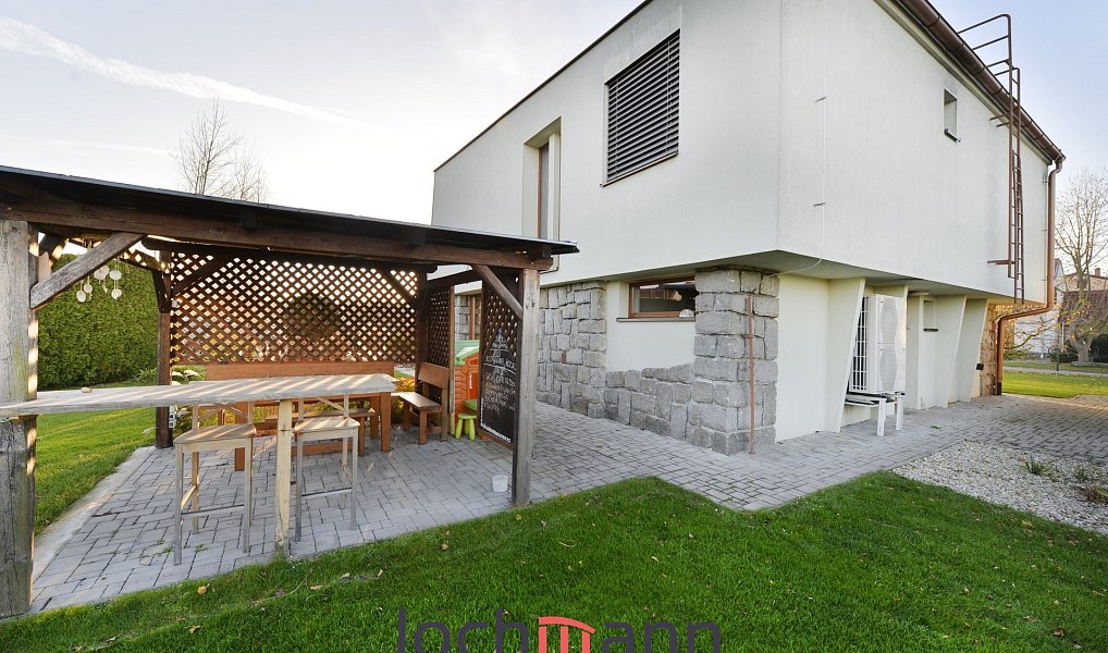 Pronájem domu 131 m² s pozemkem 1 014 m², Pištín – náhled fotky 30