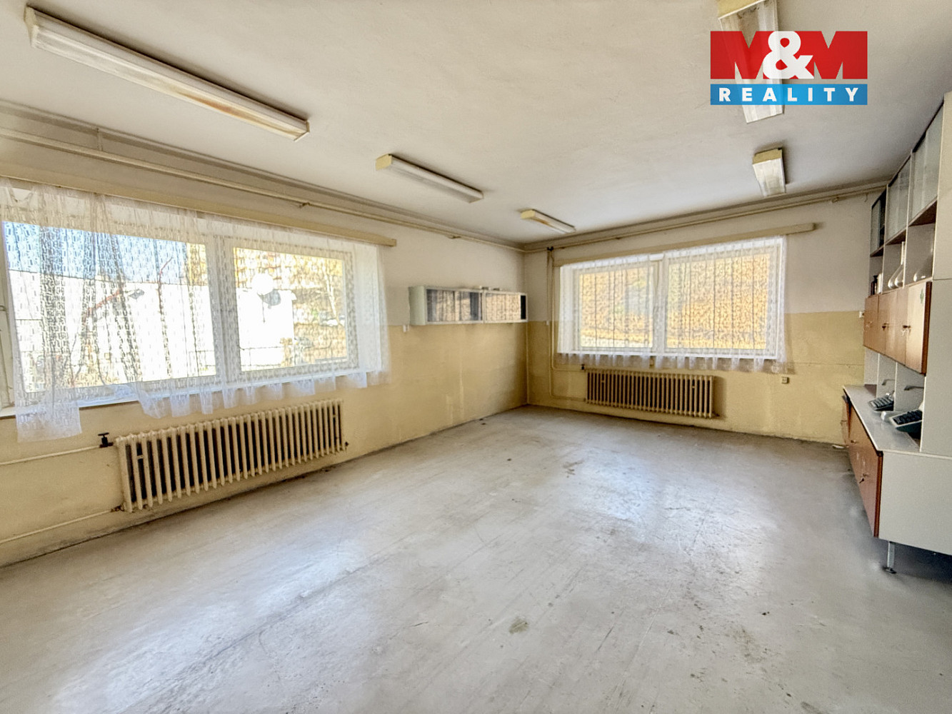 Prodej obchodních prostor 207 m² — photo 3