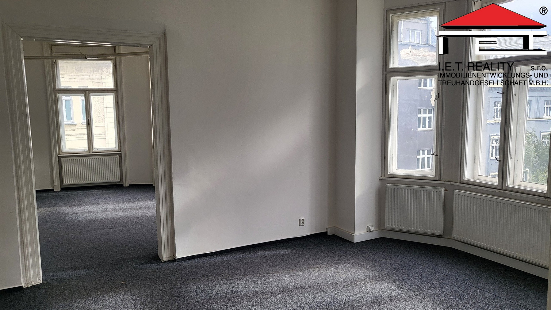 Pronájem kanceláře 185 m² – fotografie 5