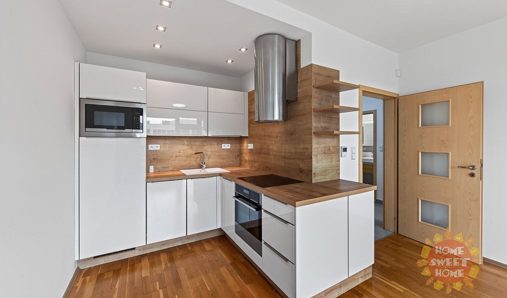 Pronájem bytu 2+kk 50 m², Praha – náhled fotky 2